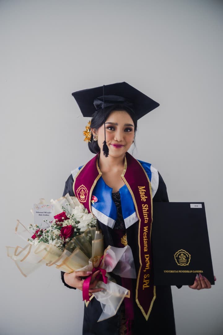 Made Shinta Wesiana Dewi — Foto Profil